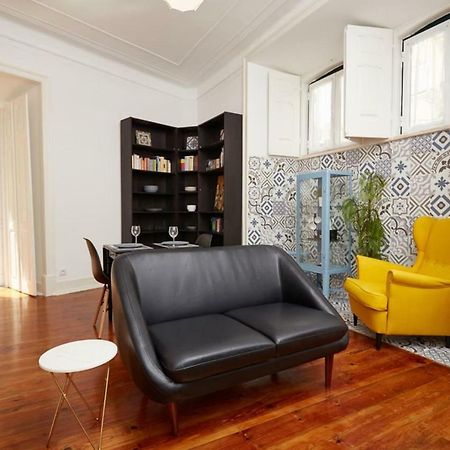 Charming One Bedroom Flat Lisbon Bagian luar foto