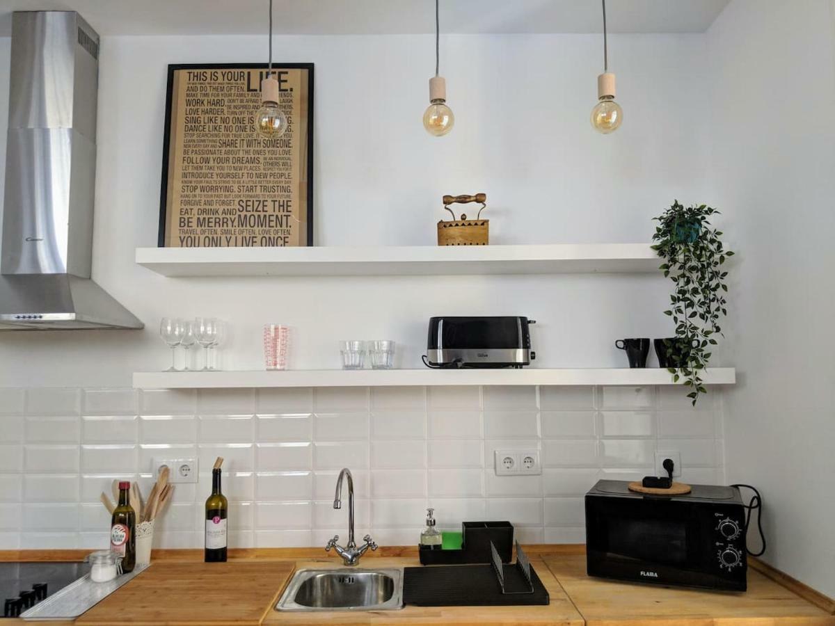Charming One Bedroom Flat Lisbon Bagian luar foto