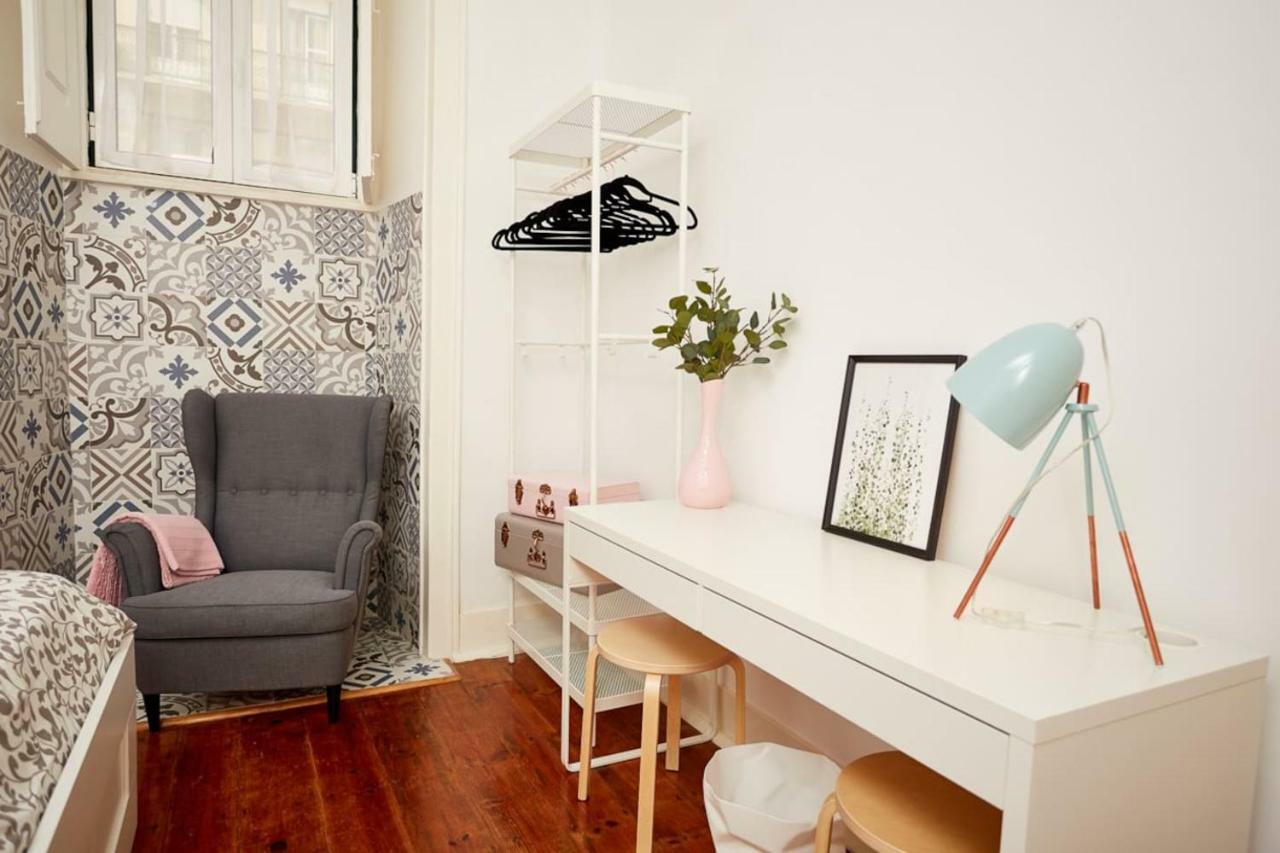 Charming One Bedroom Flat Lisbon Bagian luar foto