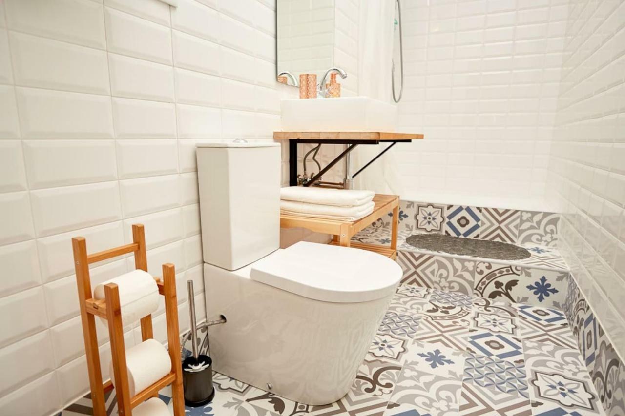 Charming One Bedroom Flat Lisbon Bagian luar foto